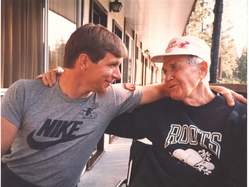 Rick Hansen with Sam Stronge, who encouraged him to play wheelchair basketball